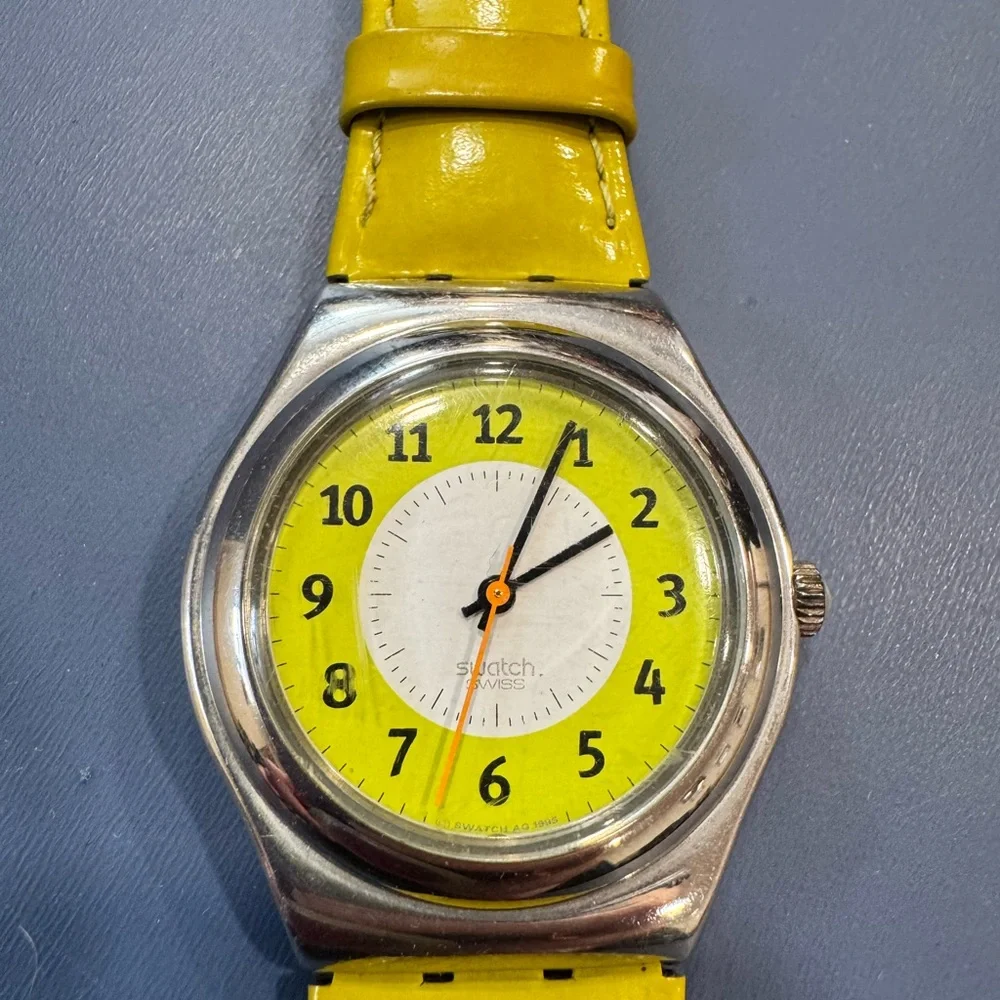 Swatch watch pistacchio