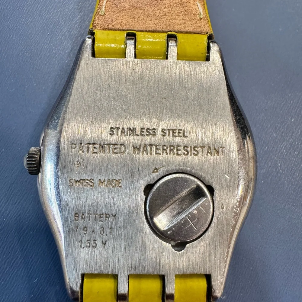Swatch watch pistacchio