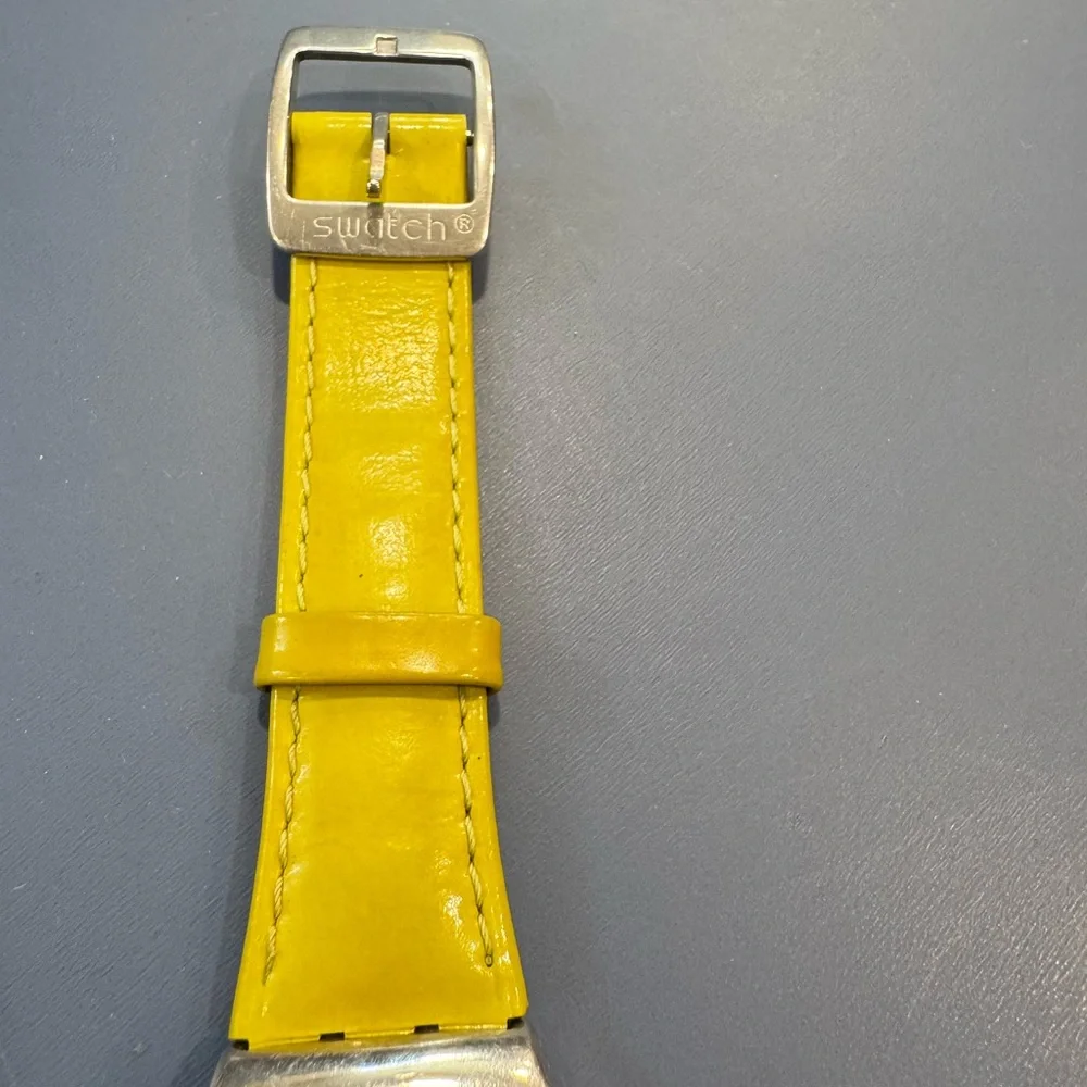 Swatch watch pistacchio