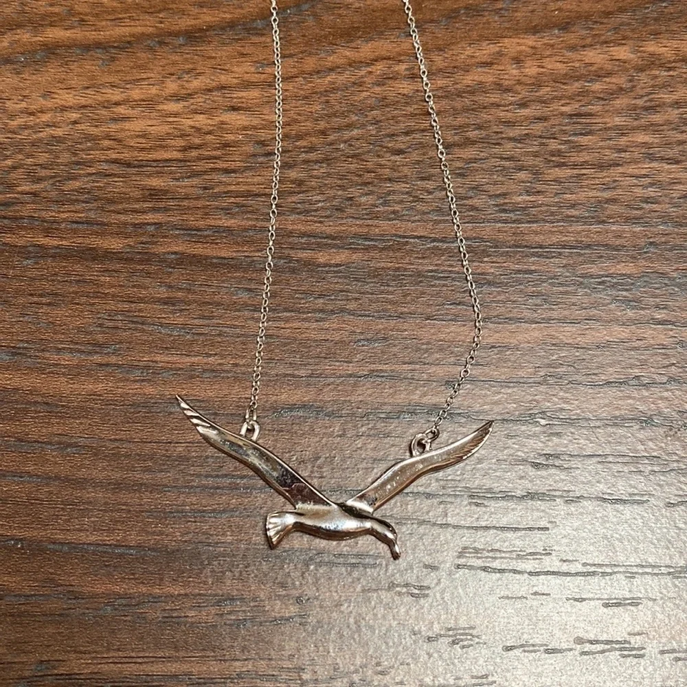 🖤 VTG Sterling Silver Seagull Bird Pendant Necklace