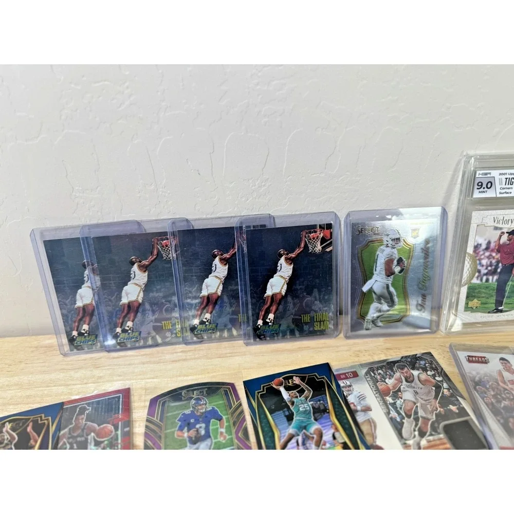 Sports Card Lot (200+ Cards) - Low End Cards Rookies Silvers SP Numbered READ