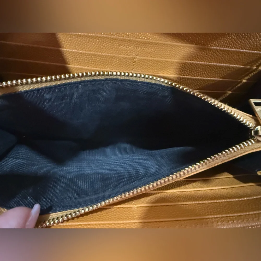Saint Laurent authentic saint