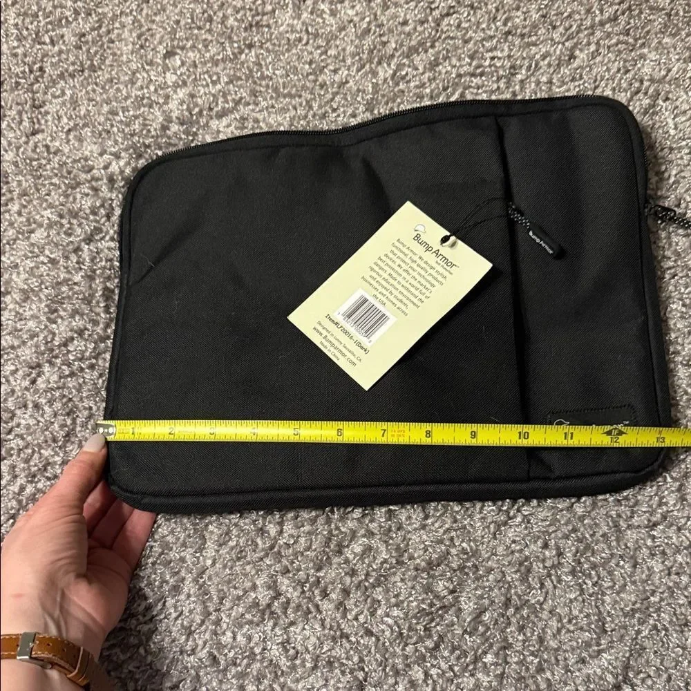 Bump Armor Black Tablet Sleeve