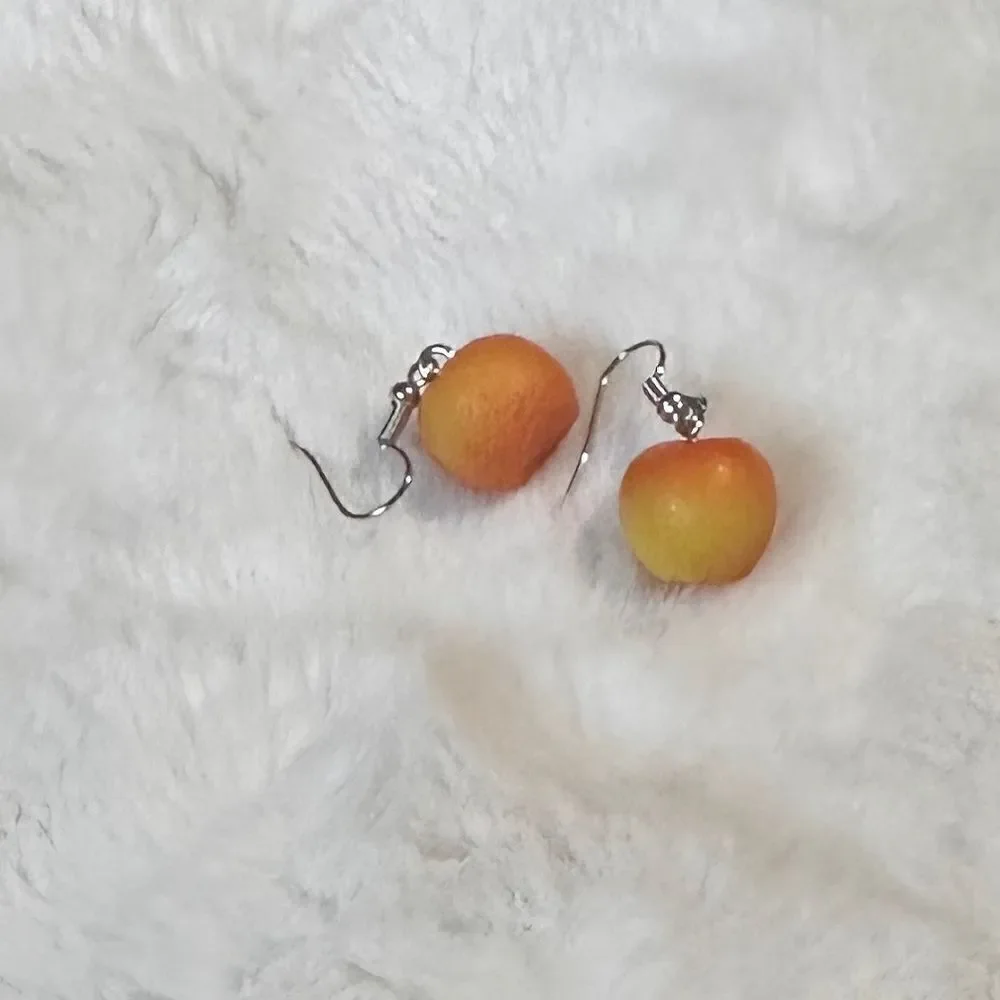 N/A orange women