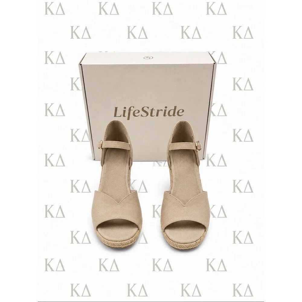 Lifestride Tess Wedge In Taupe Canvas Size 11M New In Box