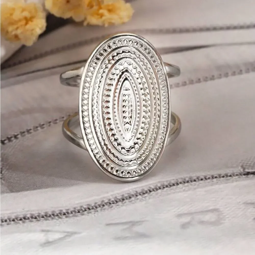 N/A beautiful ring
