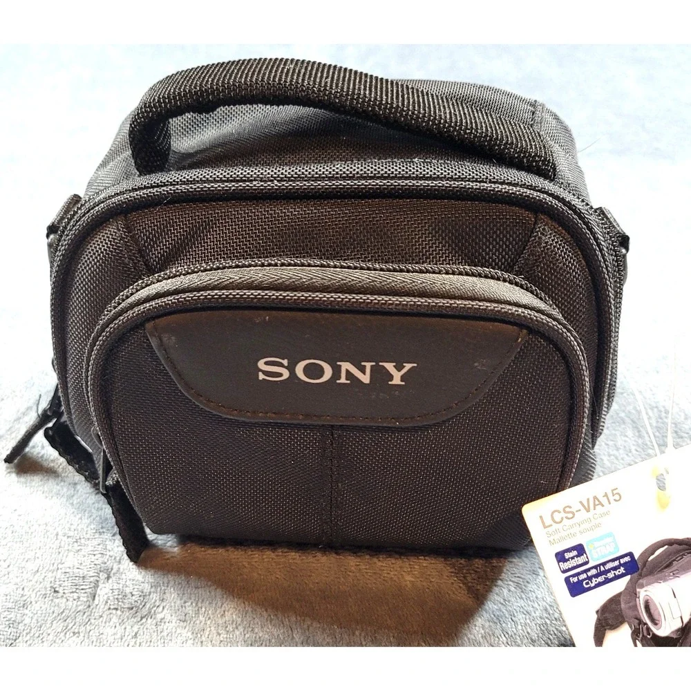 New Sony HandyCam‎ LCS-VA15 Soft Carrying Case w/Strap Camera Case-NWT