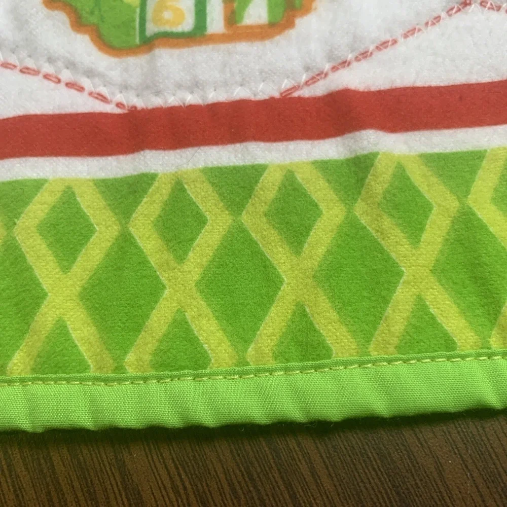 Vintage Handmade Baby Quilt‎ Wall Hanging 36