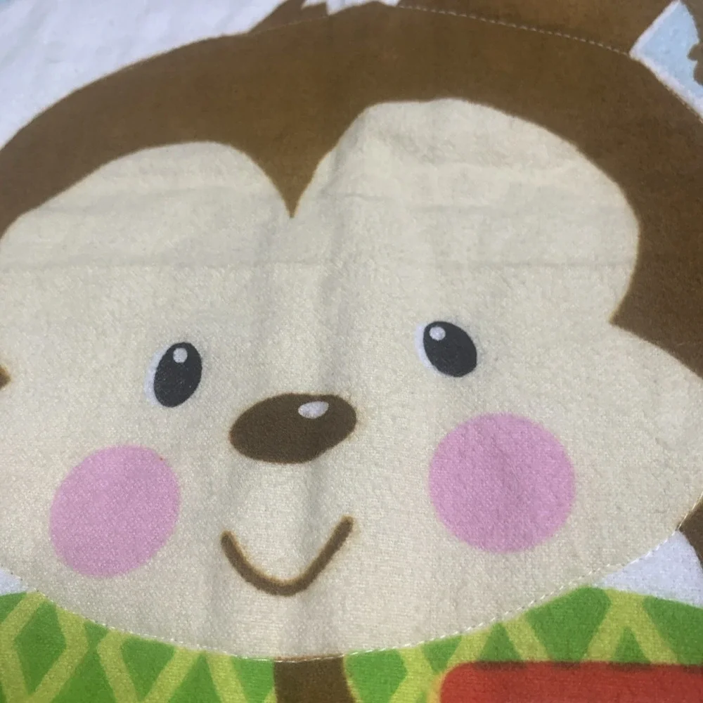 Vintage Handmade Baby Quilt‎ Wall Hanging 36