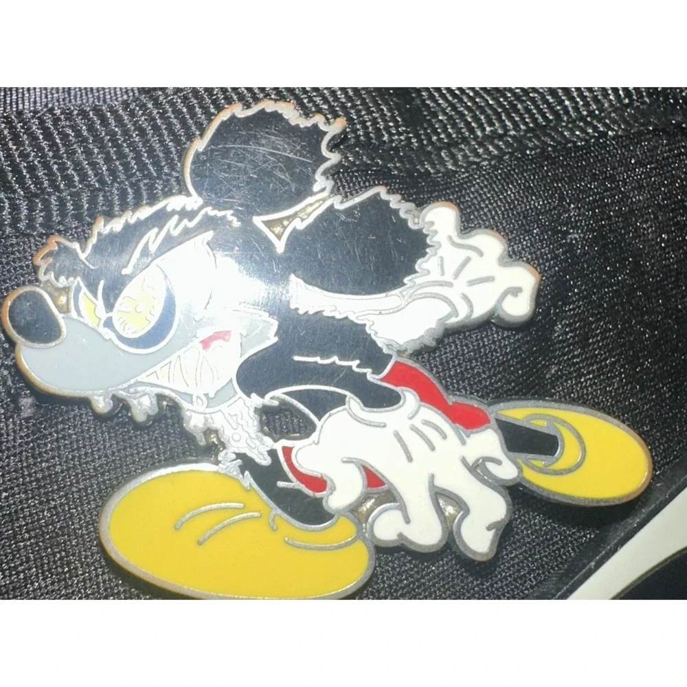 RARE Zombie Mickey Mouse Pin Back Walt Disney- HARD TO FIND!‎