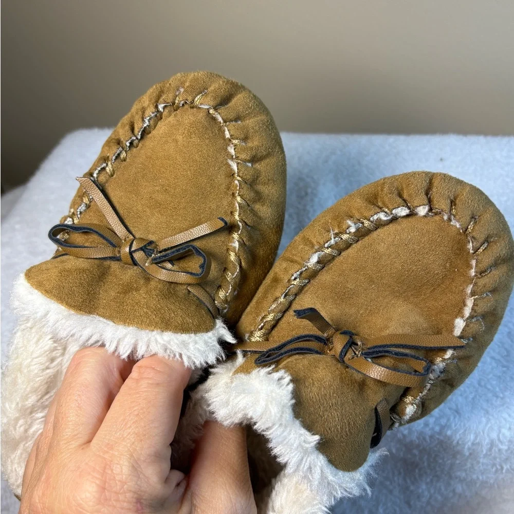 1901 moccasin style