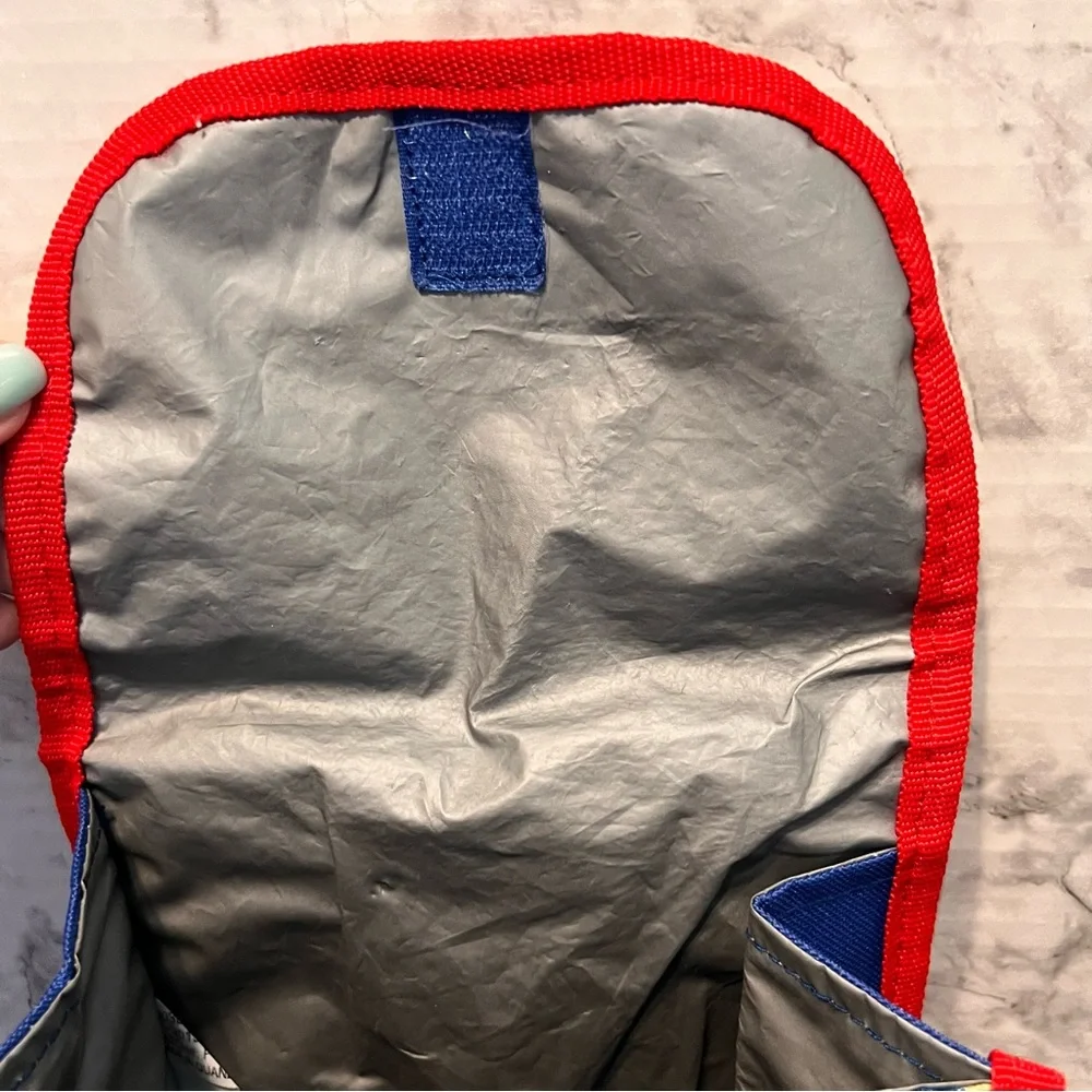 Captain Marvel Insulated‎ Lunch Bag Velcro Closure Back to School Blue/Red/Gold