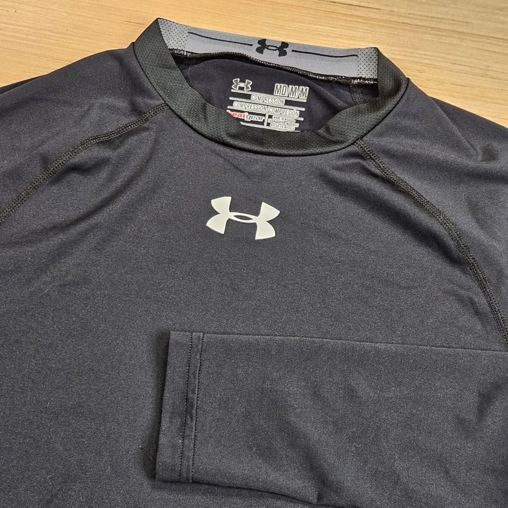 Under Armour Compression Shirt Men M Black HeatGear Long Sleeve 1236223 Base