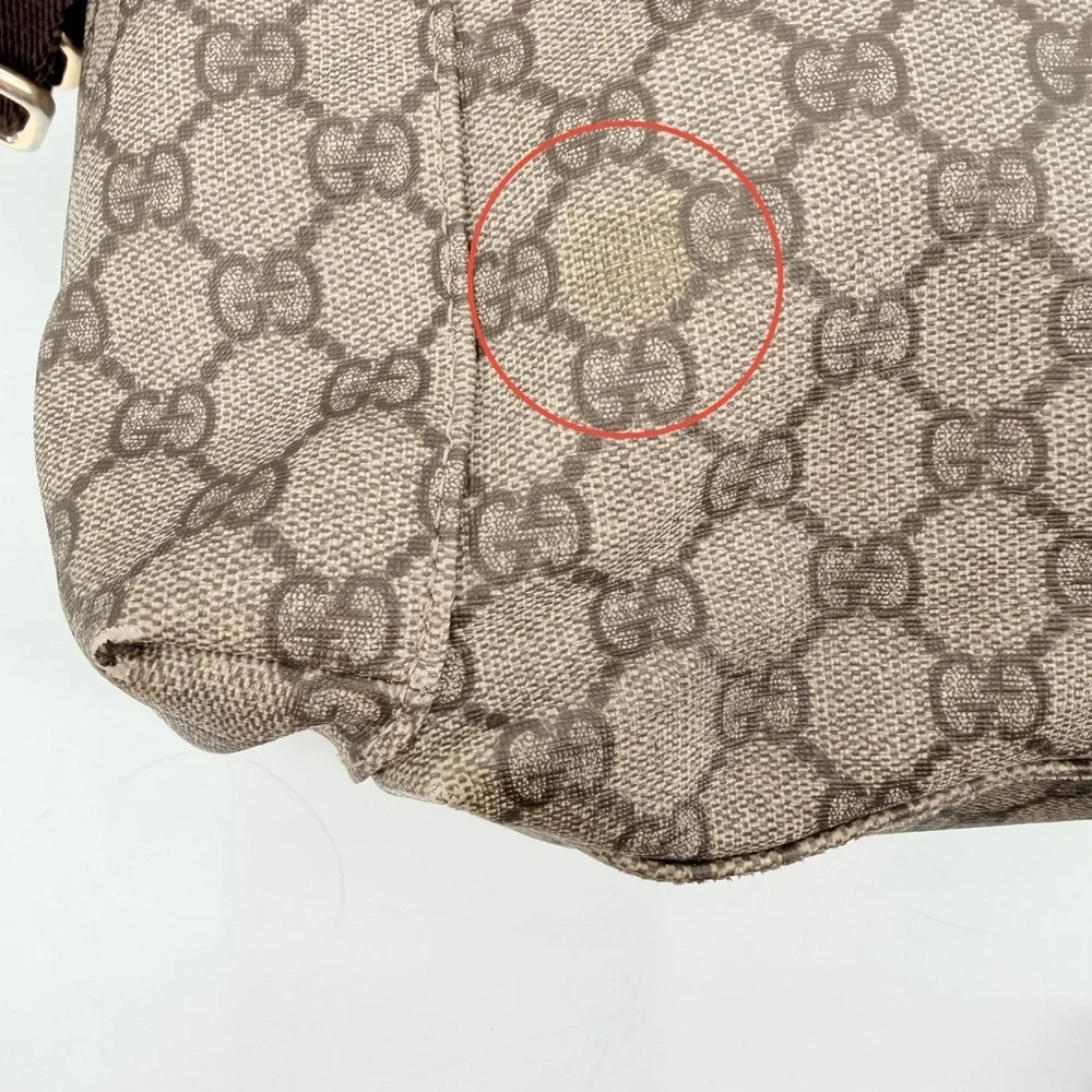 Gucci GG Supreme Baby Diaper Messenger Bag FLAWS