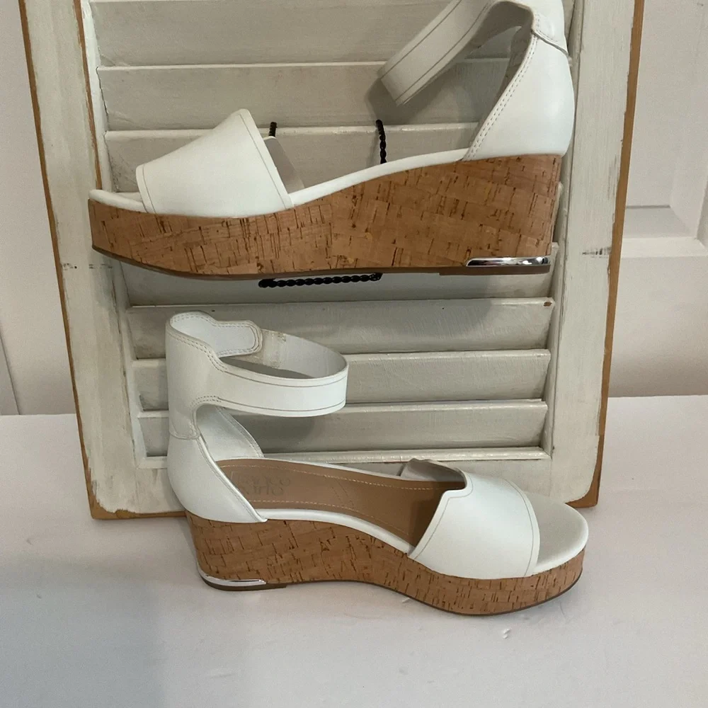 Franco Sarto ankle pairs white