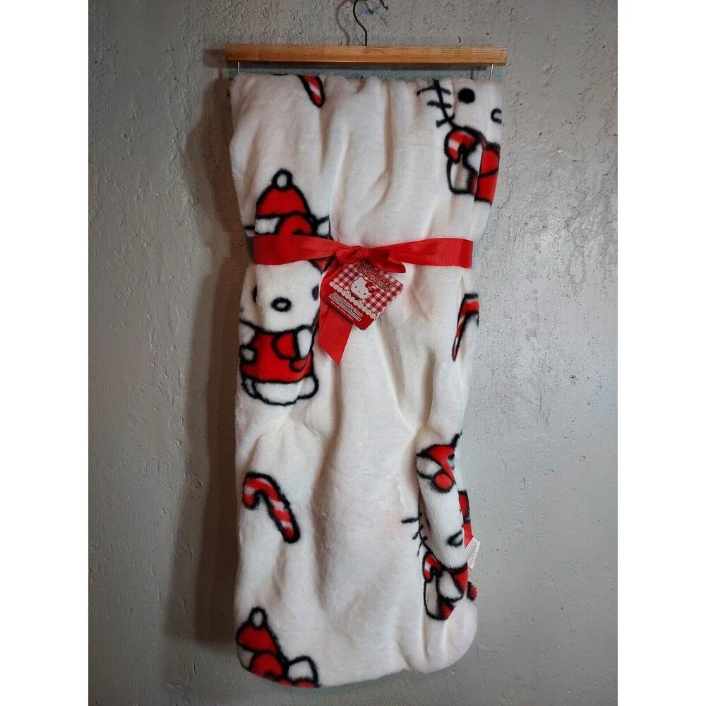 NWT Hello Kitty Faux Rabbit Fur Throw Blanket Christmas‎ Candy Cane White 50*70