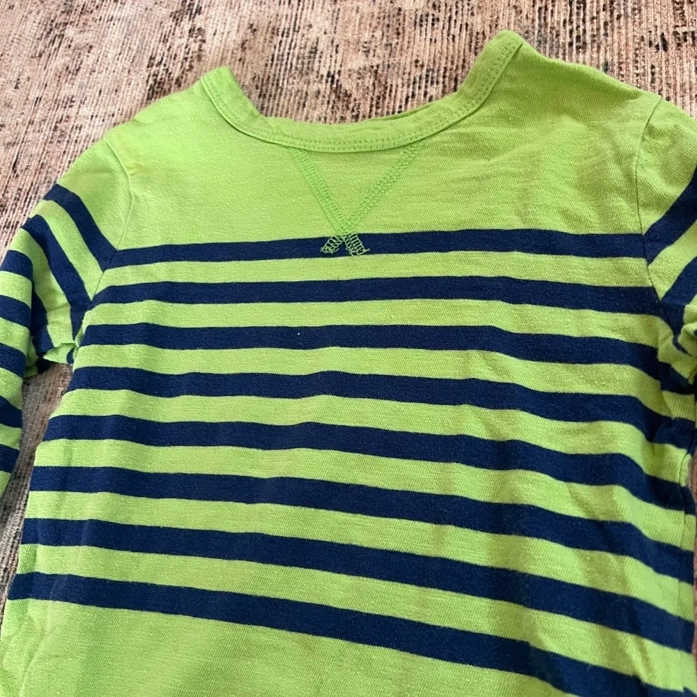 GAP vibrant lime