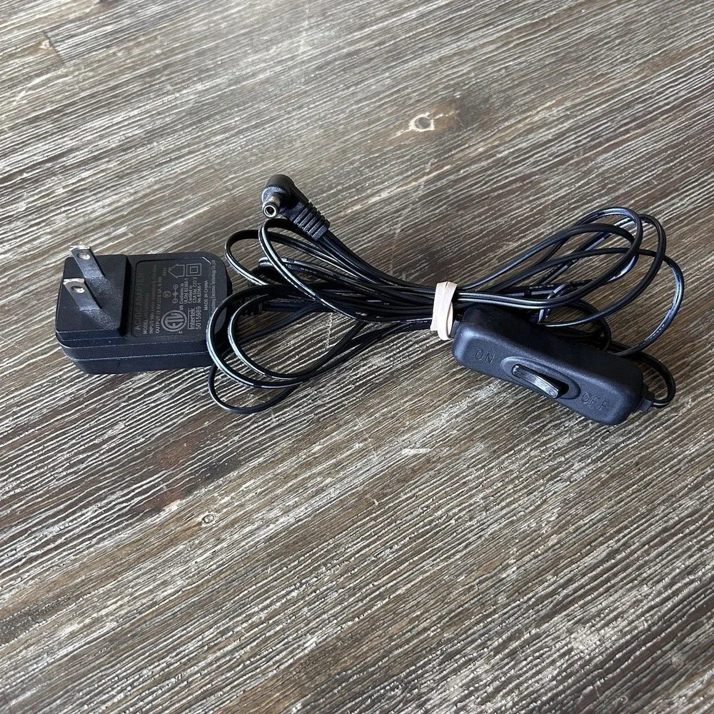 Intertek 5015989‎ AC Adapter Model HS1200500U