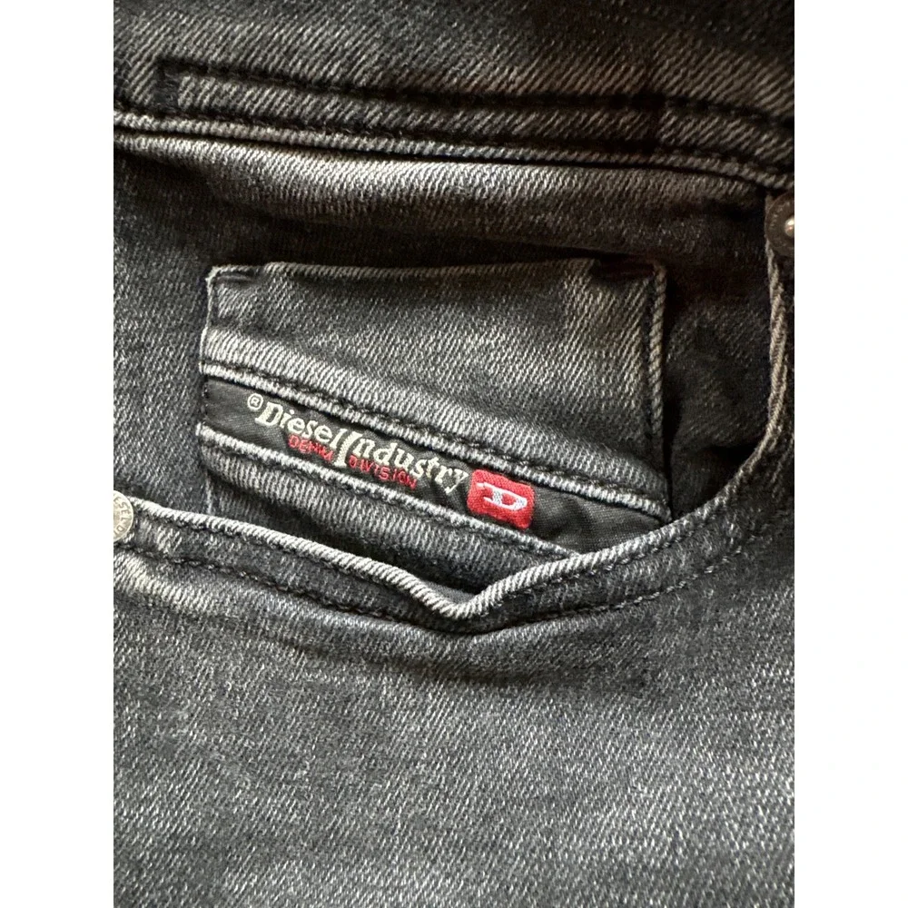 Diesel library slim