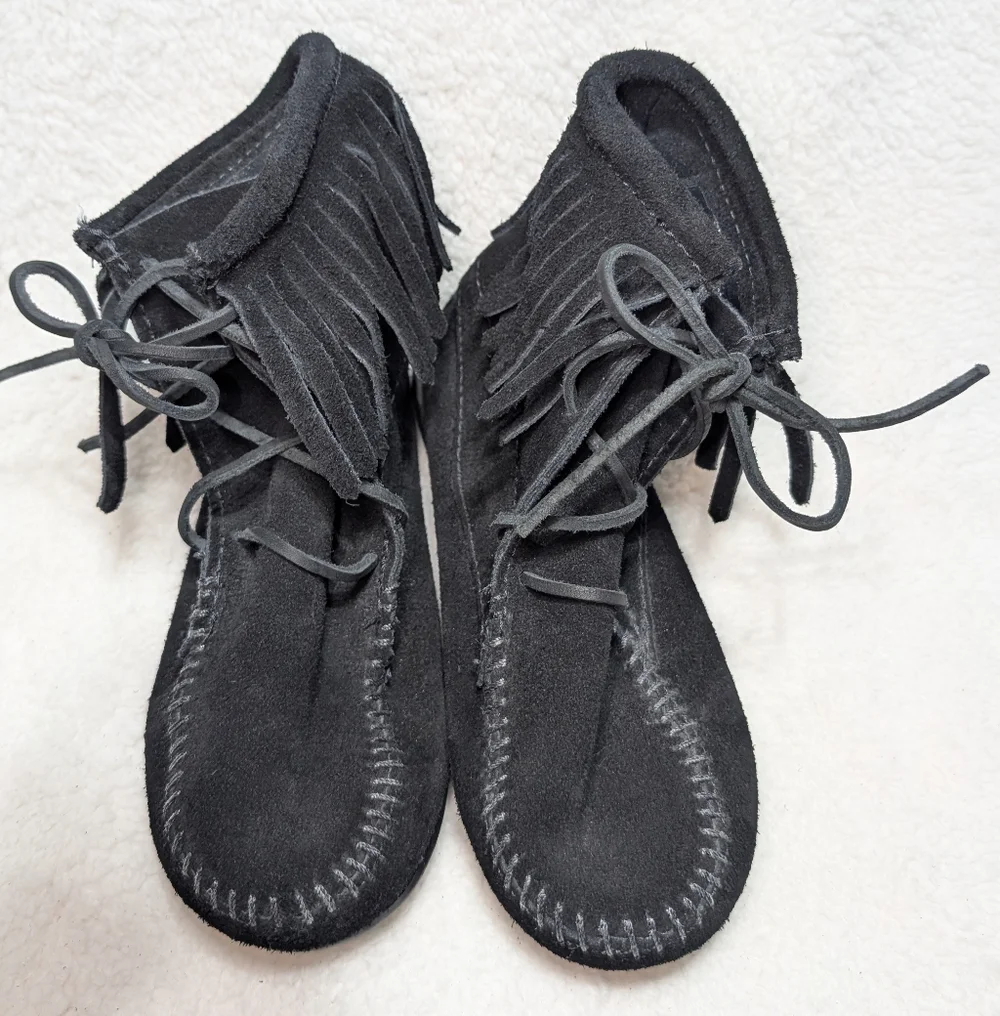 Minnetonka kids tramper
