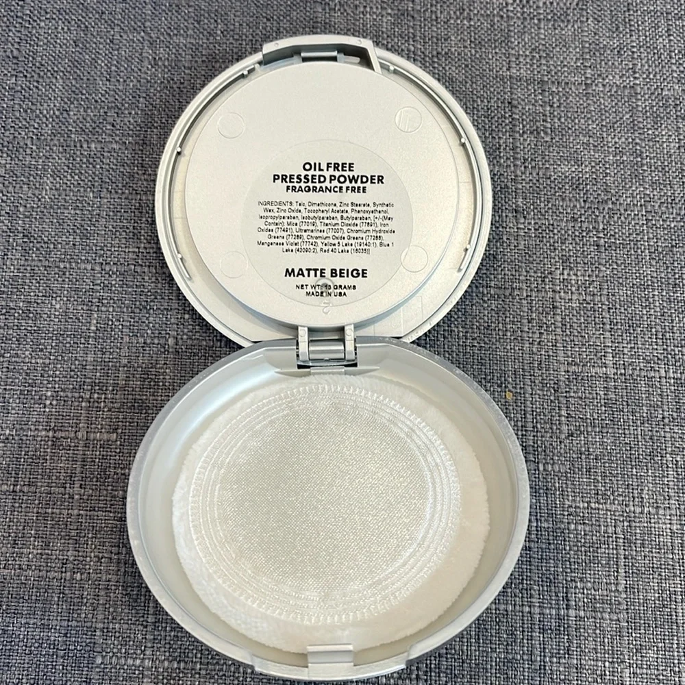 Oil Free & Fragrance Free Pressed Powder “Matte Beige”