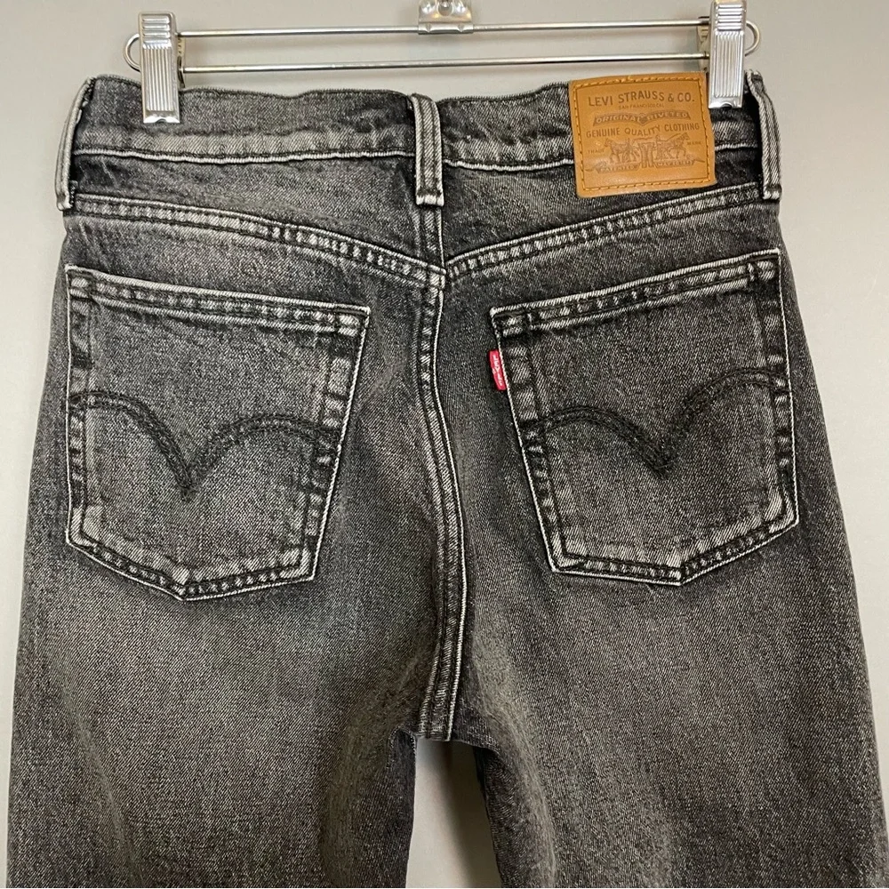 Levi's Wedgie Icon Jeans Better Weather Women Size 25‎ Gray Button Fly Tapered