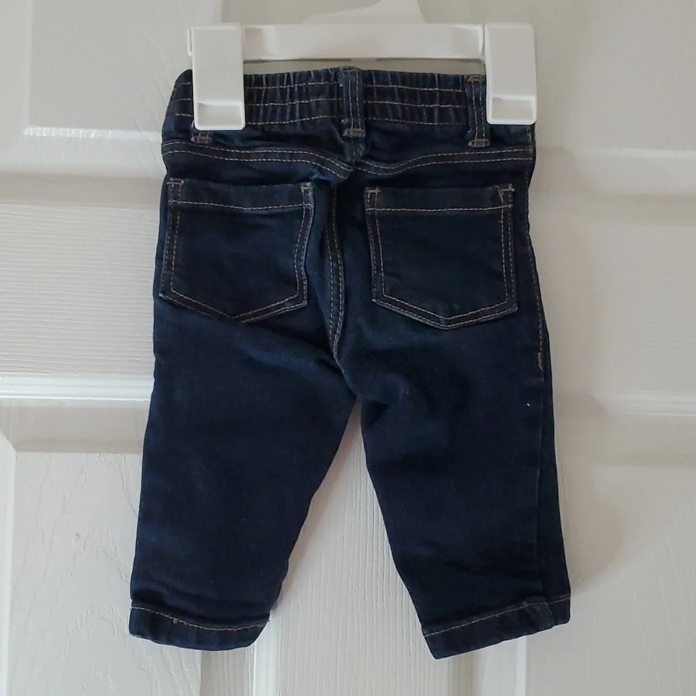 🌼Super Cute Old Navy Jeans Size 3-6 Months