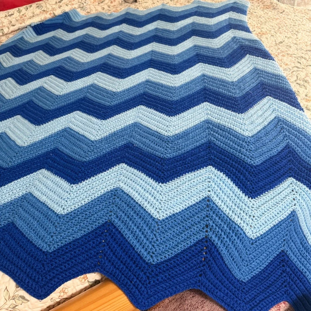 Handmade accent cozy ranging
