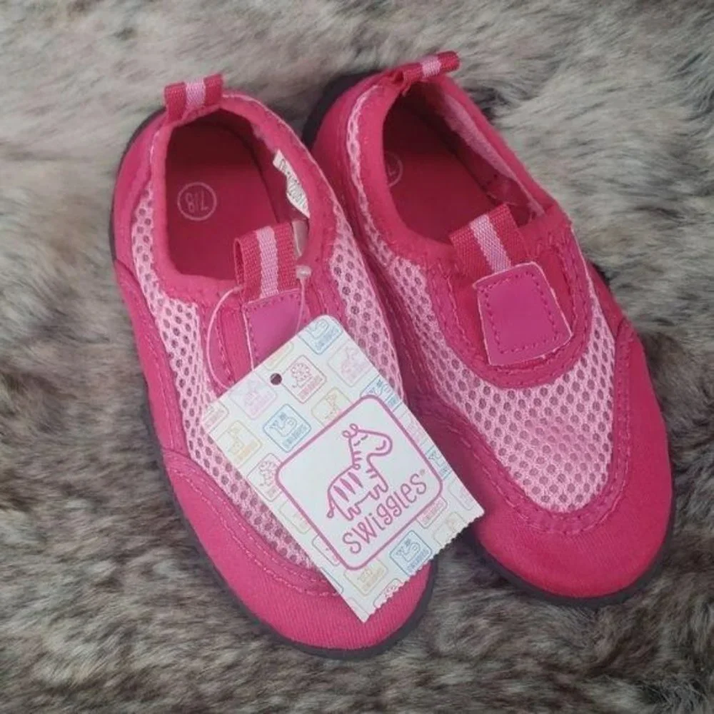 Swiggles Pink Breathable Girls slip‎ on Water shoes Large 2/3