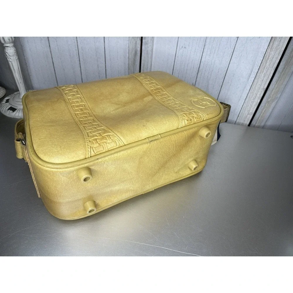 American Tourister vintage american