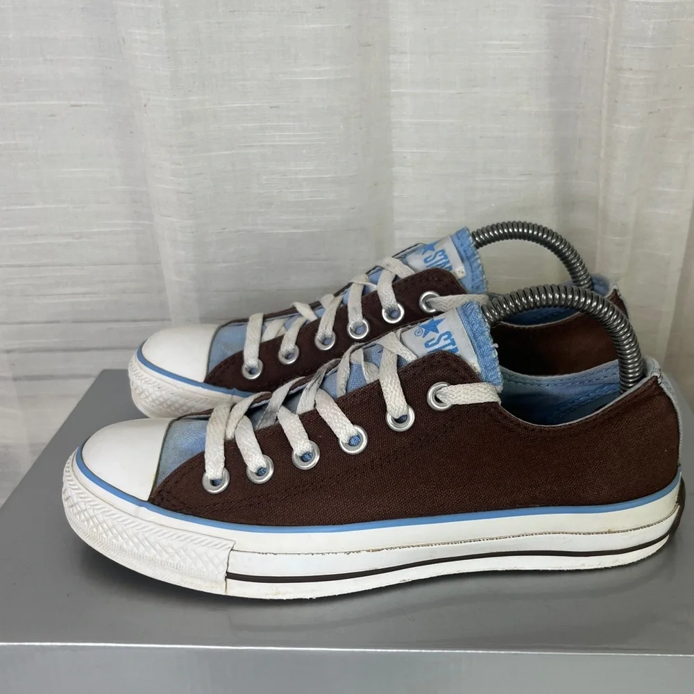 Converse Chuck Taylor All Star‎ Low Tops Two-Tone Brown / Blue Women Size 7 (b5)