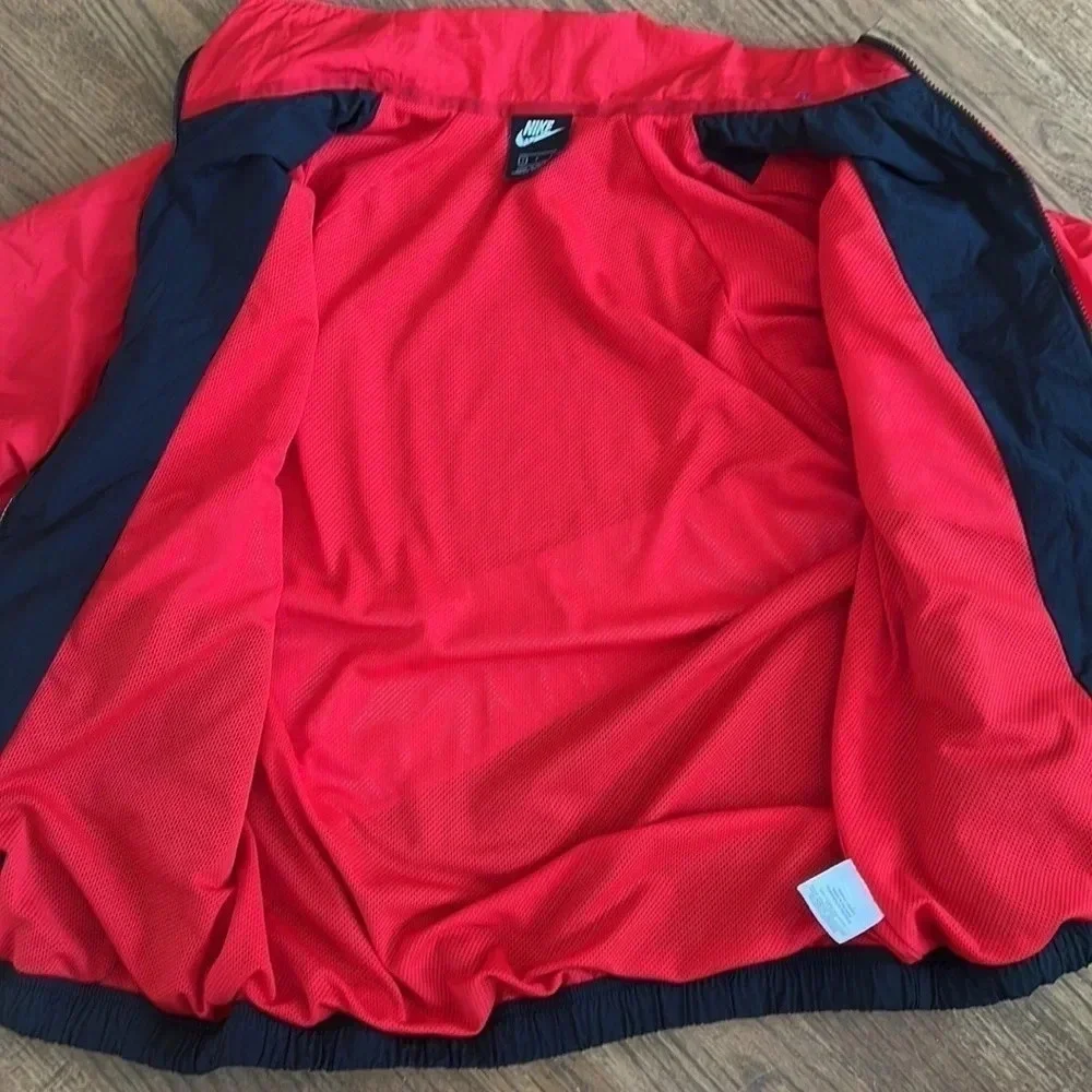 Nike Big Swoosh Woven Red/Black/White Jacket Men’s size Small