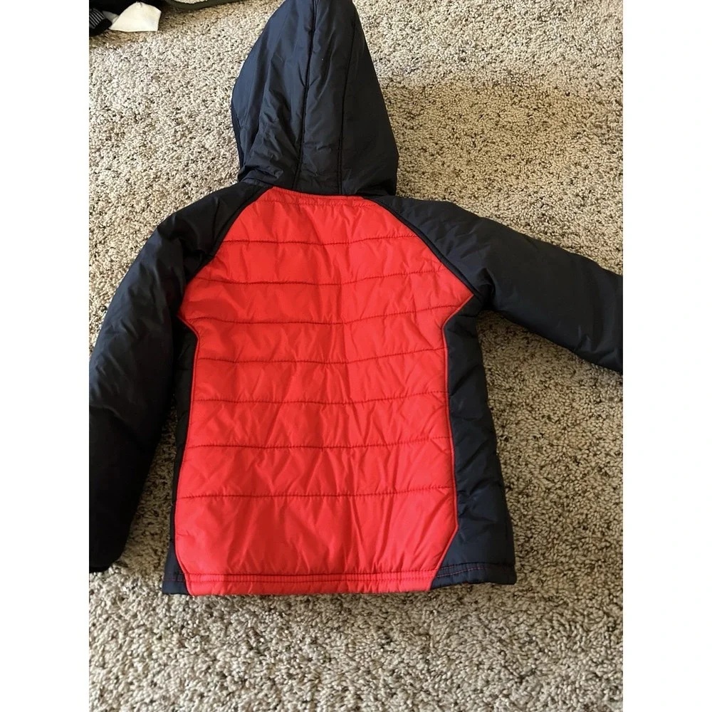 Boys Red And Black‎ Under Armor Winter Puffer Coat Size 4t