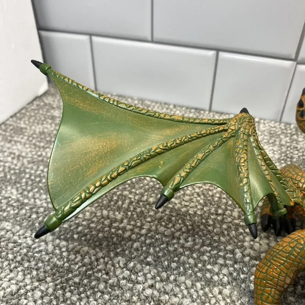 Mega Blox Krystal Wars Dragon W Crystal Green Gold Excellent Cond‎ H18