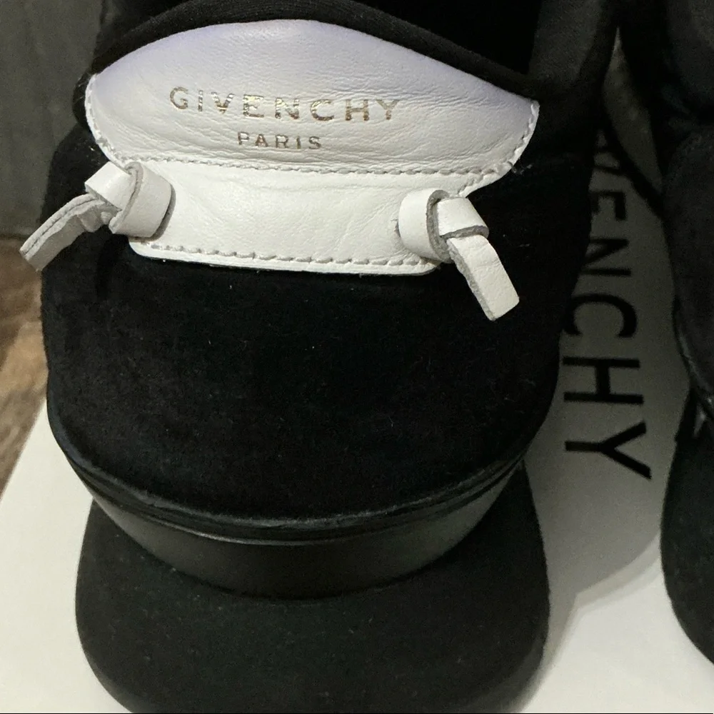 Givenchy active runner