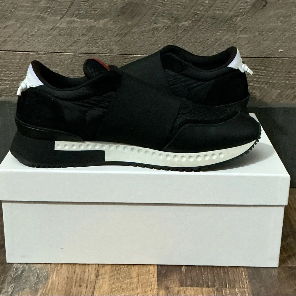 Givenchy active runner