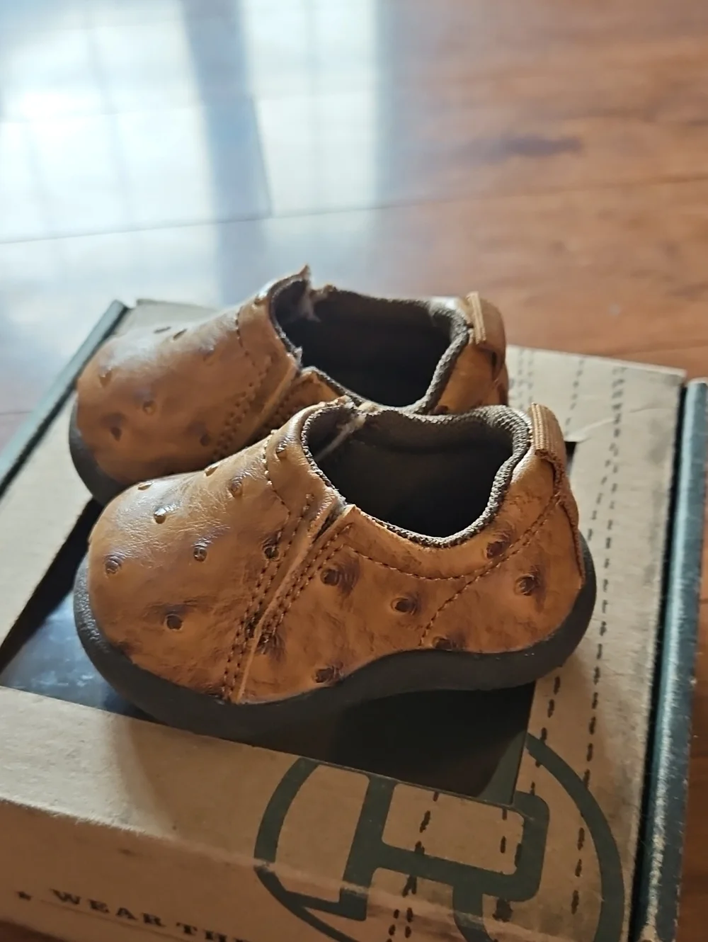 Roper cowbaby leather