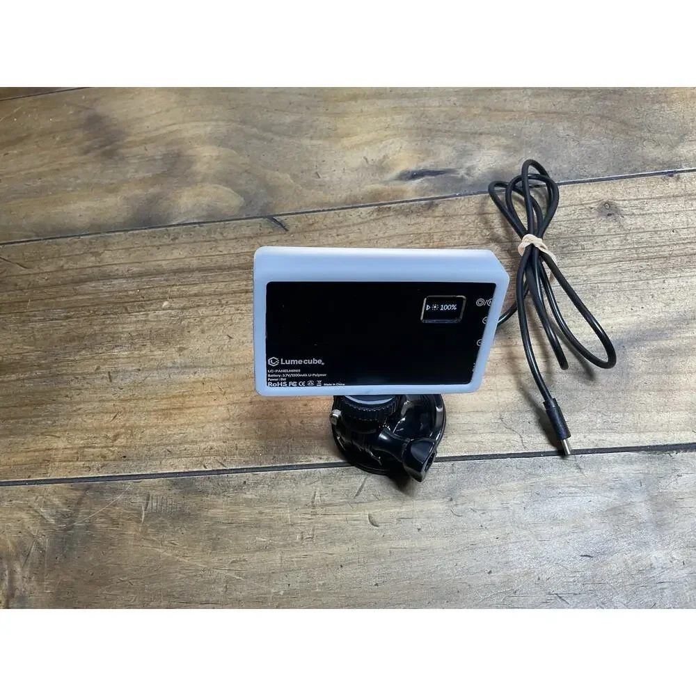 Lume Cube LC-PANELMINI1 5W Bicolor Panel Mini LED - USB C Mini Light Panel
