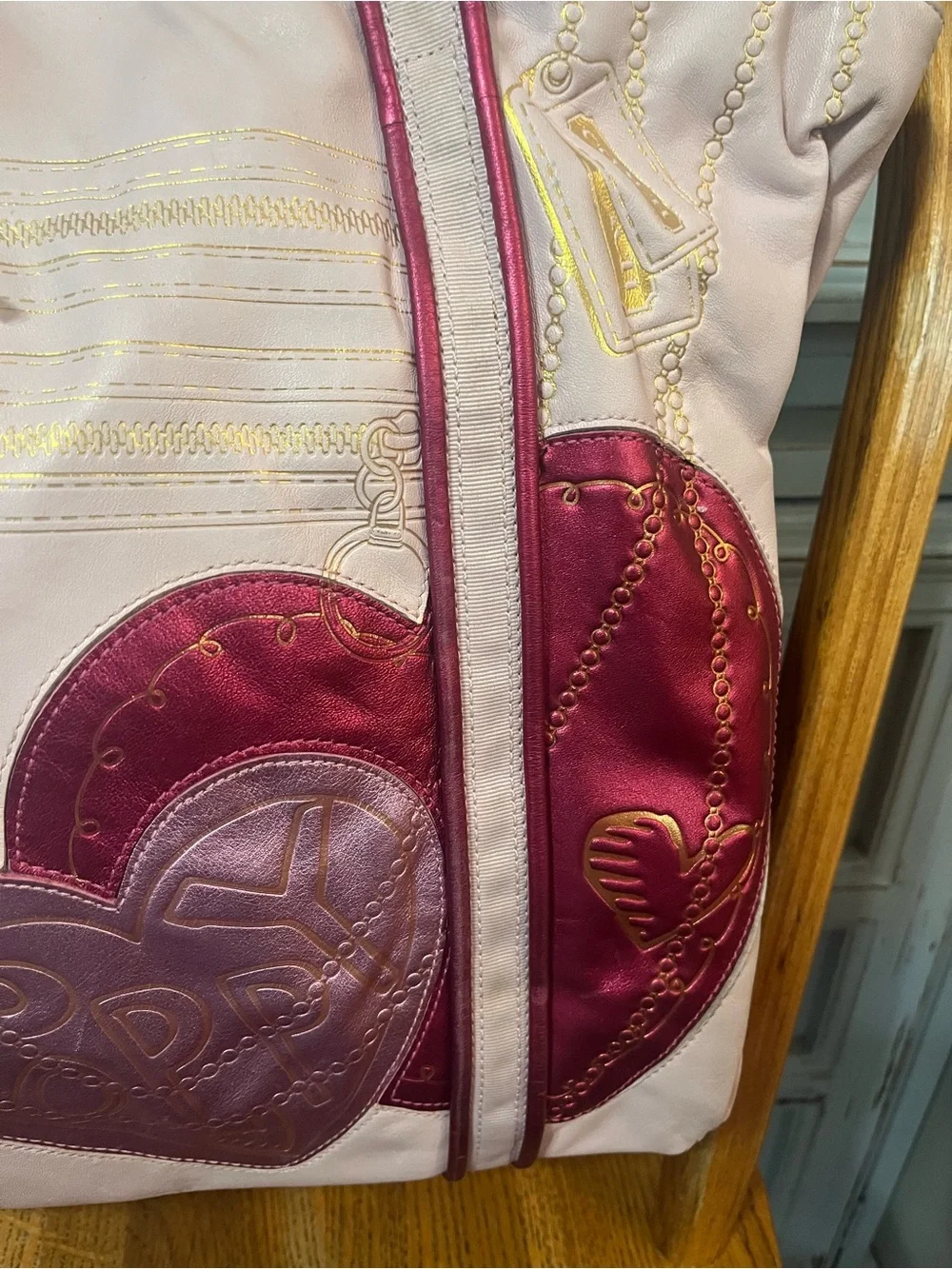 Coach soft light