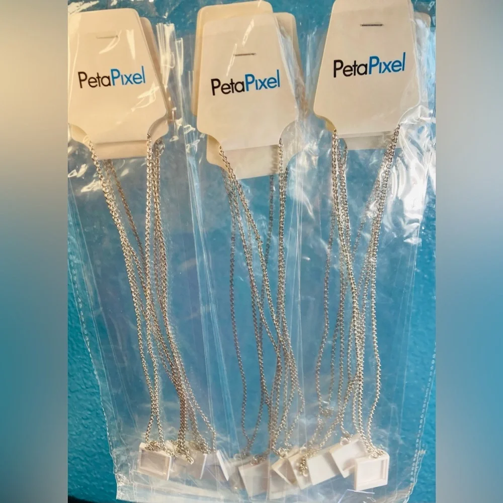 NWT 132 Total PETAPIXEL Instant‎ Photo Pendant Necklaces Individually Wrapped
