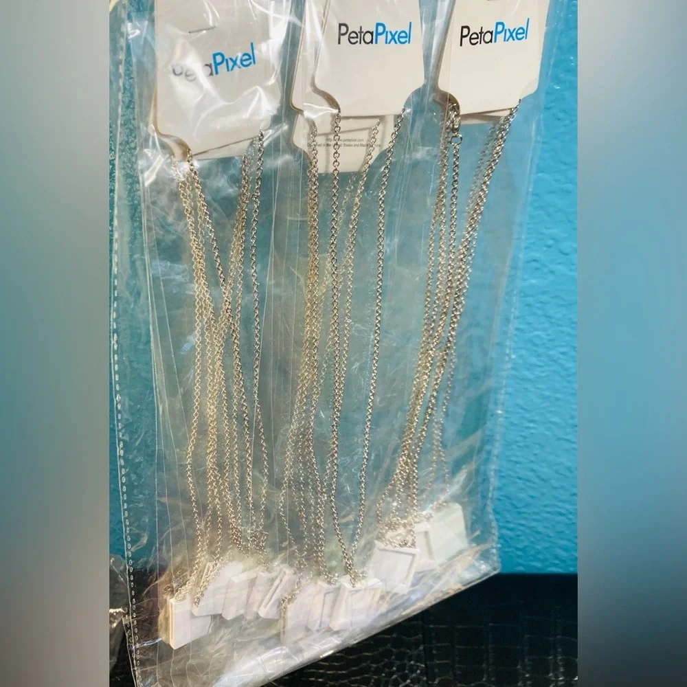 NWT 132 Total PETAPIXEL Instant‎ Photo Pendant Necklaces Individually Wrapped
