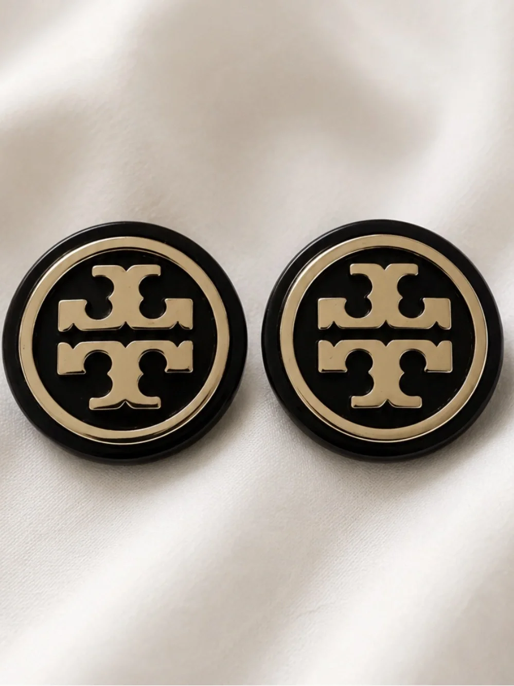 Tory Burch 1 1/8