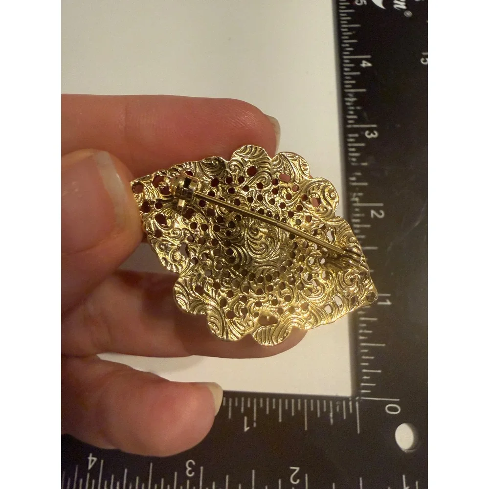 Vintage Pink Rose Porcelain Brooch Gold Tone Filigree Victorian Style Pin