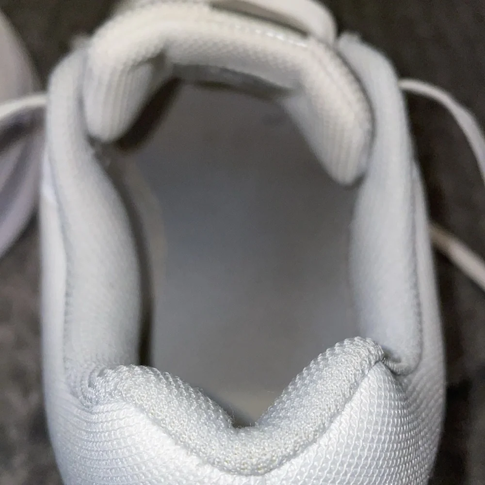 Nike euc smoke