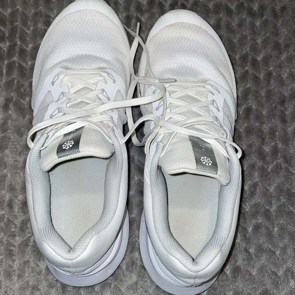 Nike euc smoke