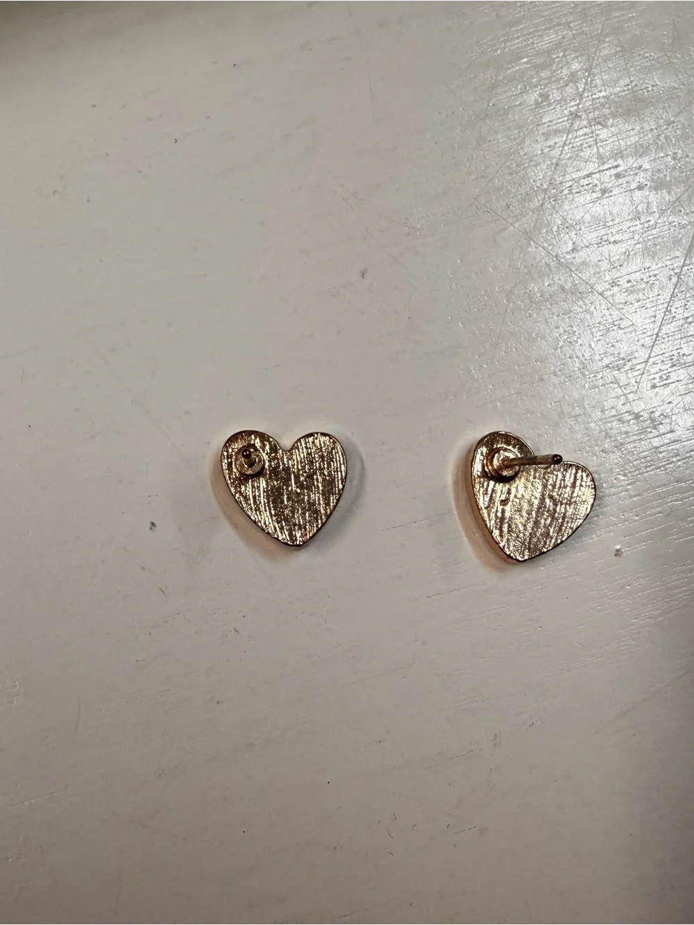 Kendra Scott gold tone