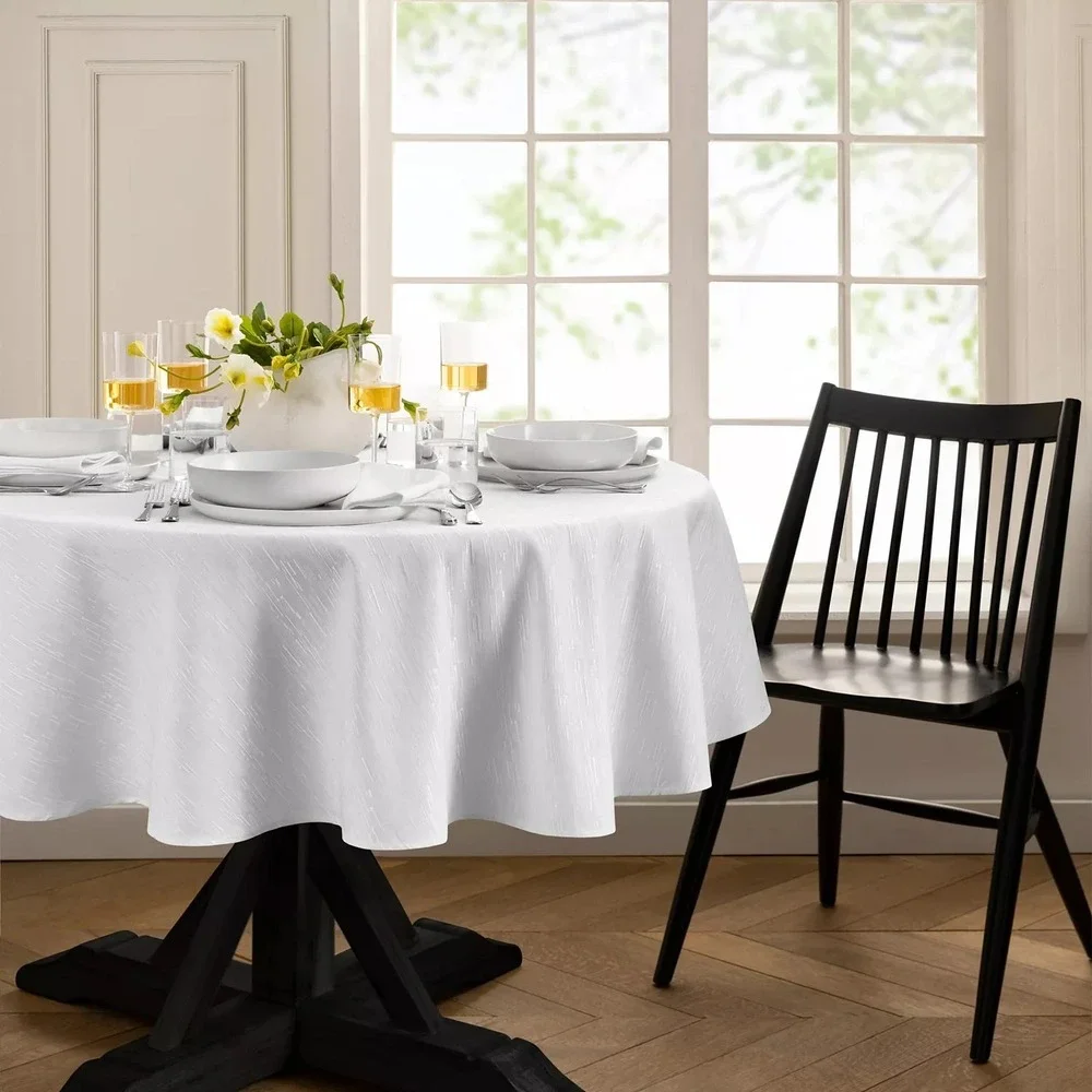 ELRENE‎ HOME CONTINENTAL White WATER STAIN RESISTANT Round 70 TABLECLOTH