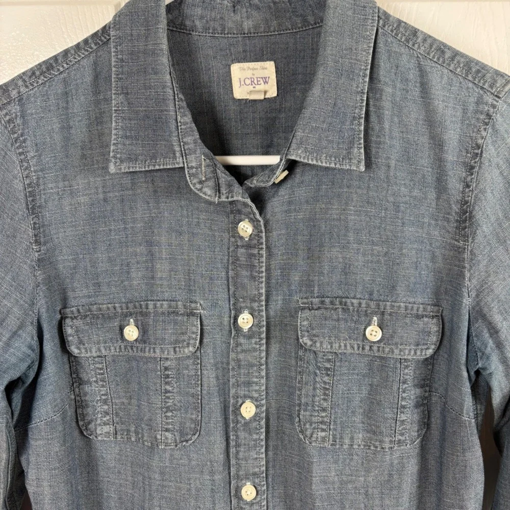 J. Crew Perfect Shirt Women's XS Blue Chambray Denim Cotton Button Down Utility