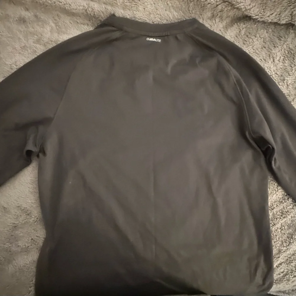 Adidas Men’s Gray Climalite Long Sleeve Shirt