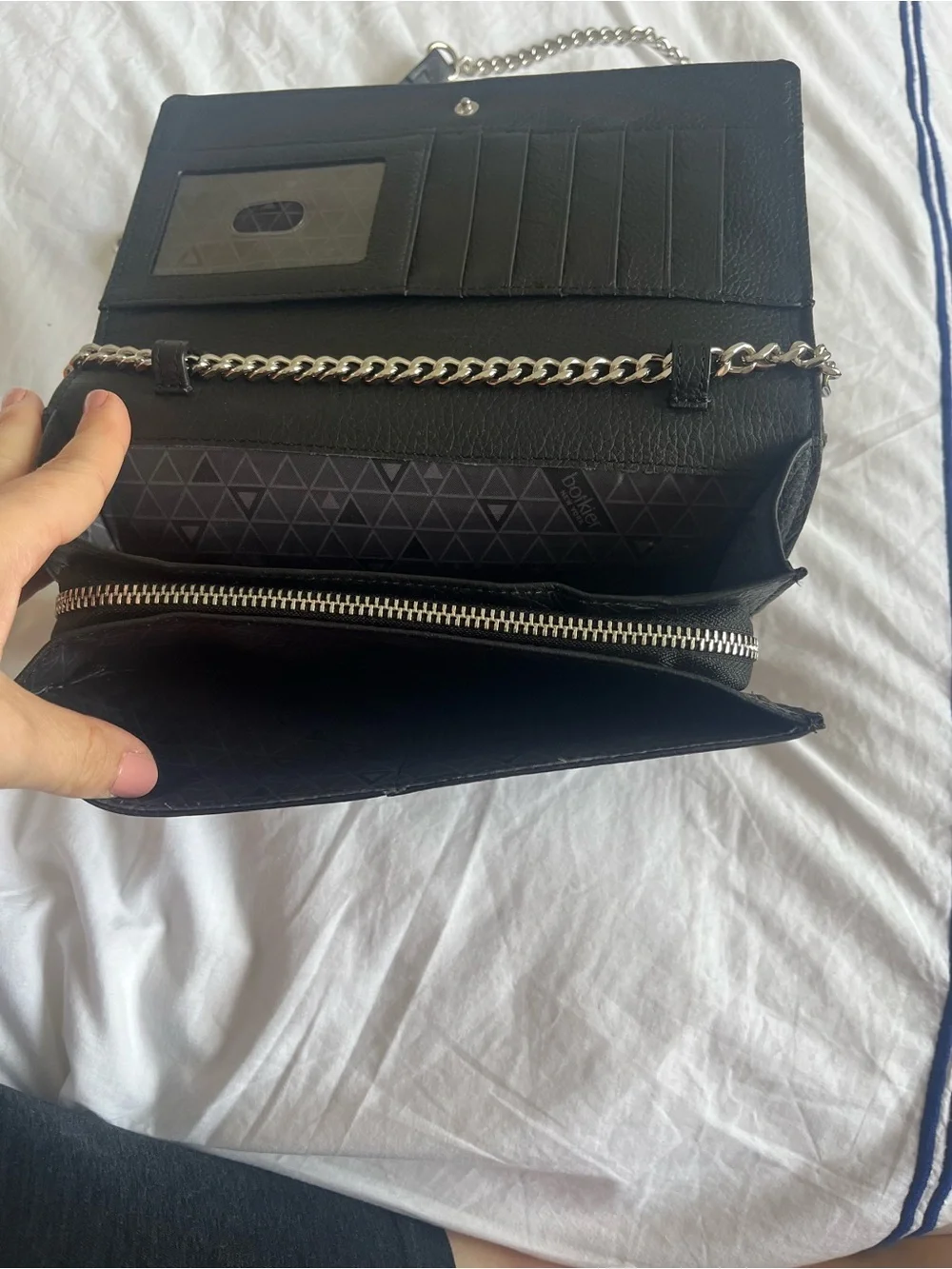 N/A sleek black